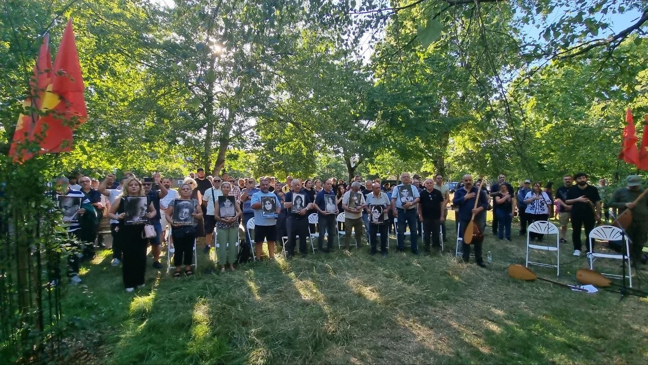 Londra’da Sivas Madımak Katliamı’nın 33. yılında ortak mesaj: Bu dava biz bitti demeden bitmez-VİDEO